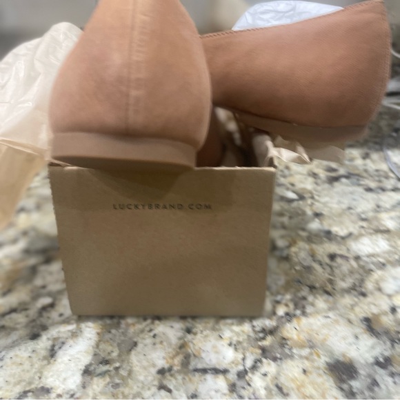 Sale‼️Lucky Brand NWB - Leather Shoes -Size 8 1/2 - Picture 7 of 12